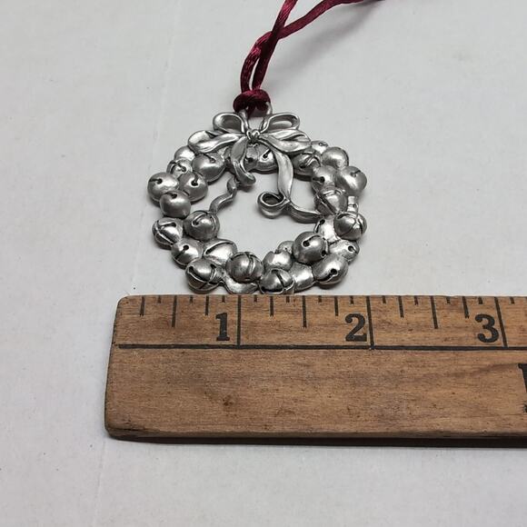 Lot of 3 Seagull Pewter Ornament Canada 1988 1995 1996 Wreath Cherub Music - Picture 9 of 11